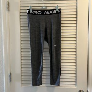 Nike Capri Leggings
